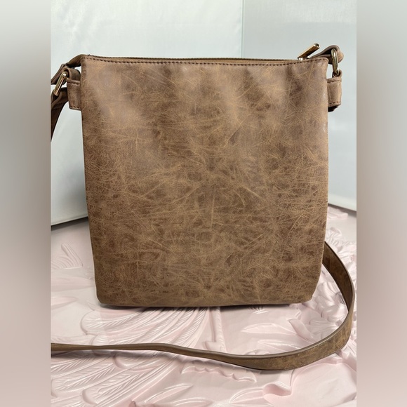 Cato 😍Adorable Big Eyes 👀 Owl Crossbody Purse - Picture 4 of 10